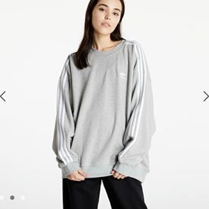 Adidas Oversized Gray Sweatshirt - Size Small